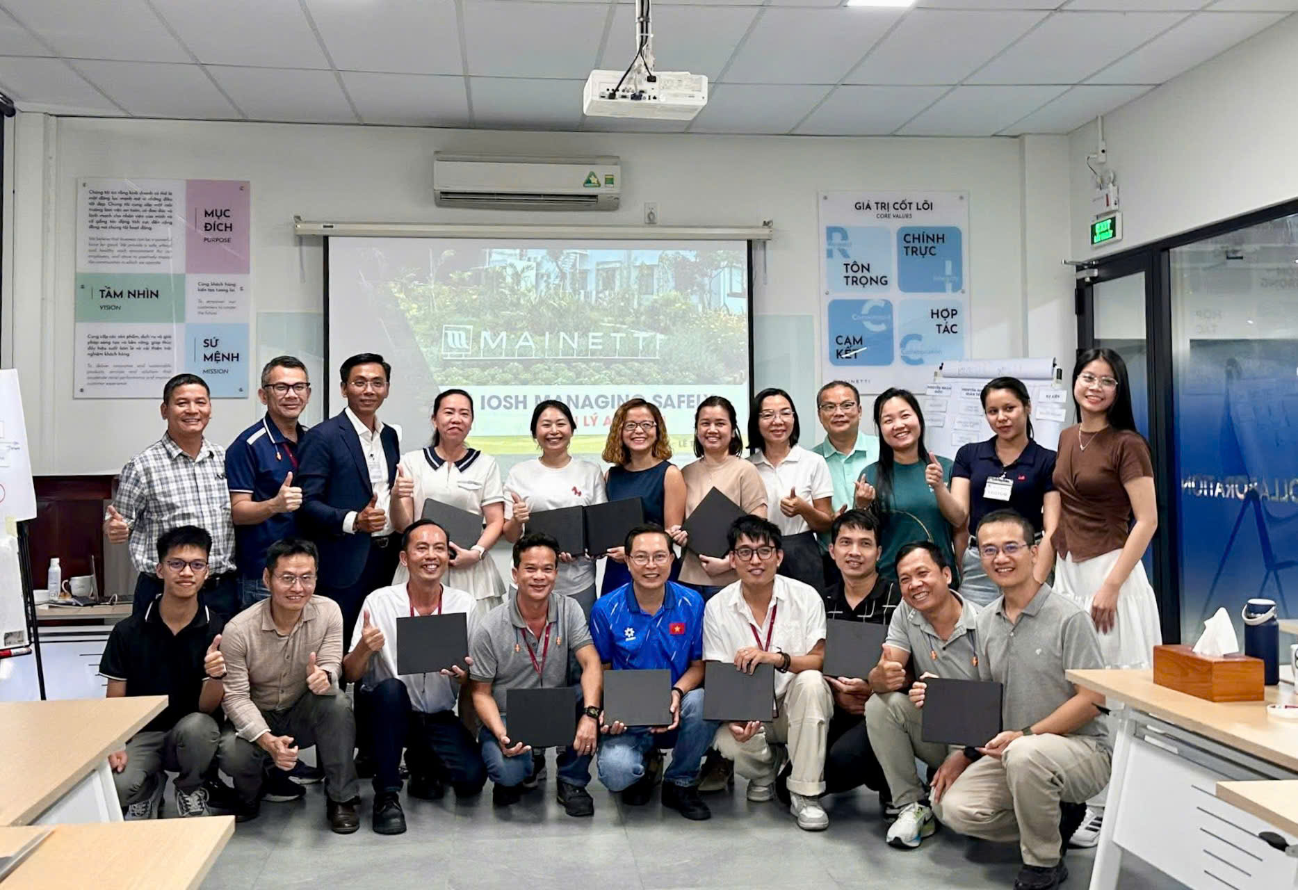 Khóa học IOSH Managing Safely: Từ tư duy quản lý rủi ro đến xây dựng hệ thống